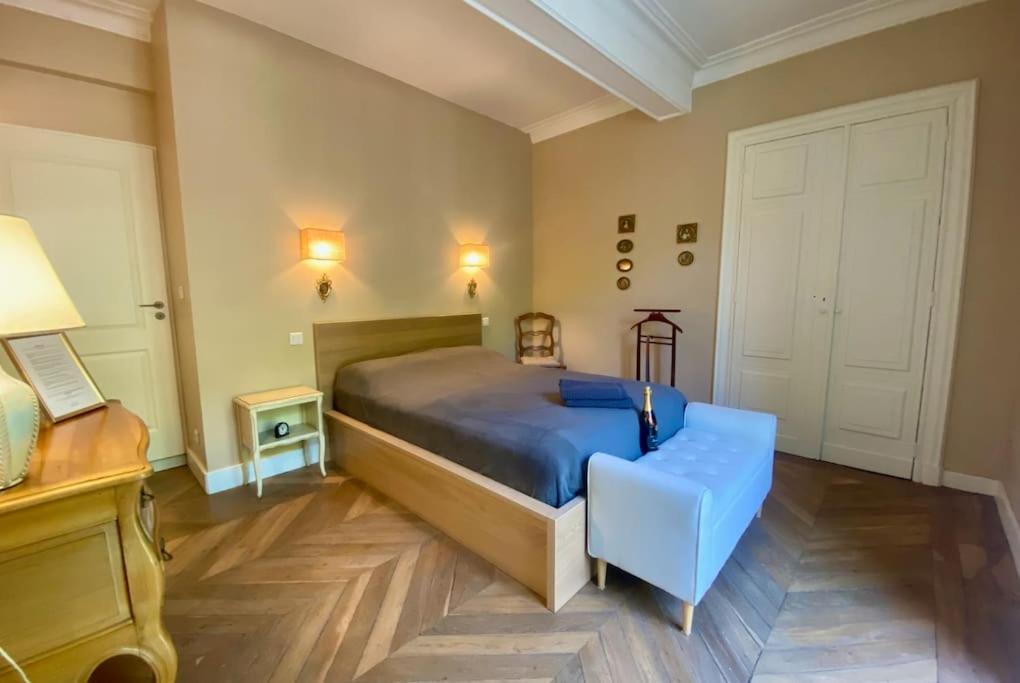 Appartement L'Historien - Avec Balcon Coeur De Nîmes Extérieur photo